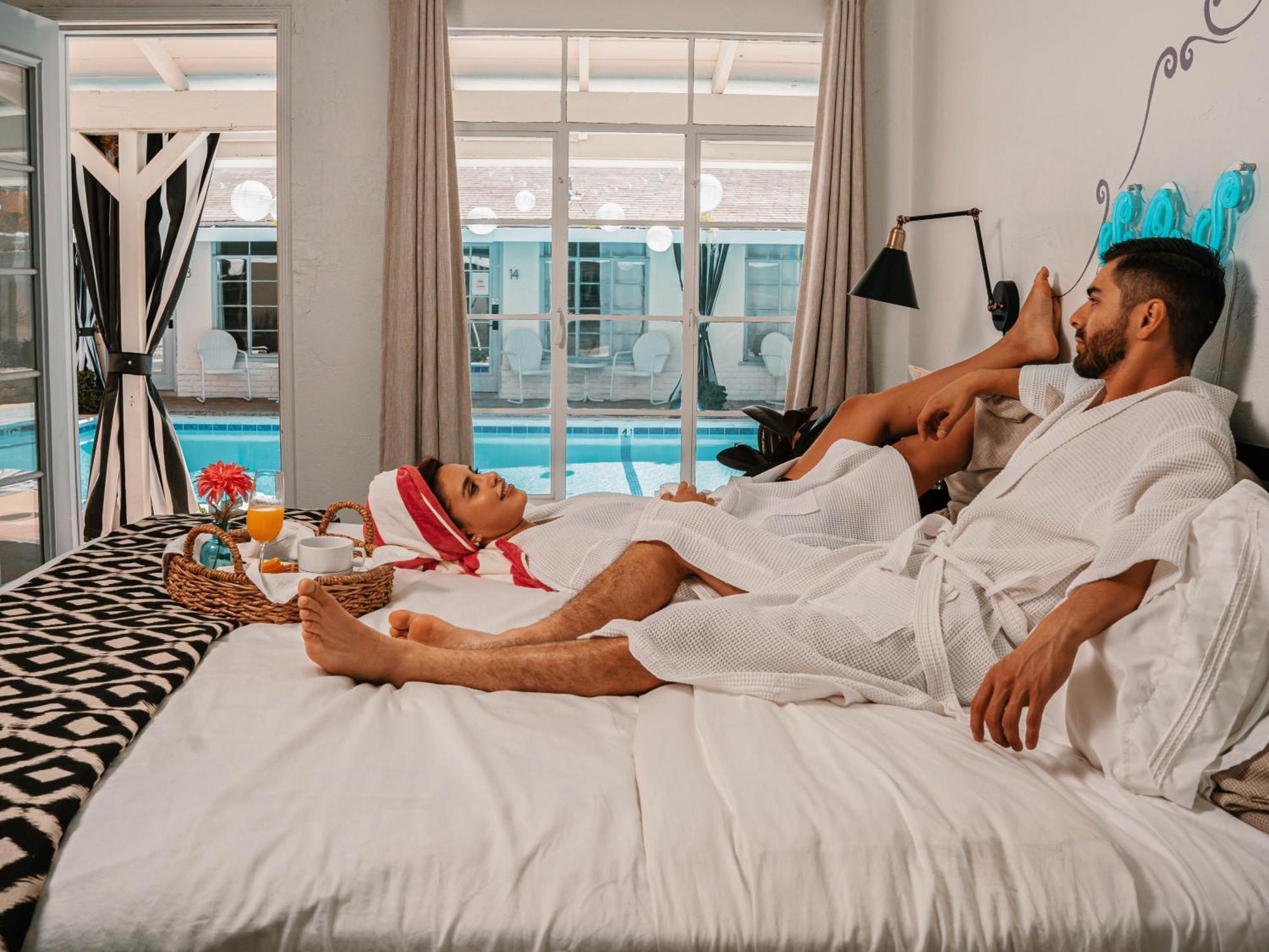 Natural Palm Springs Escape Poolside Plus Downtown Hotell Eksteriør bilde